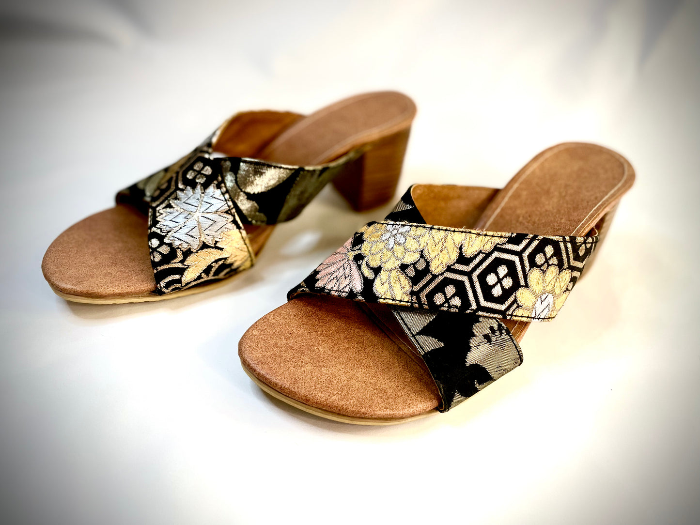 Utsukushii Crossover Mules SIZE 38, 39