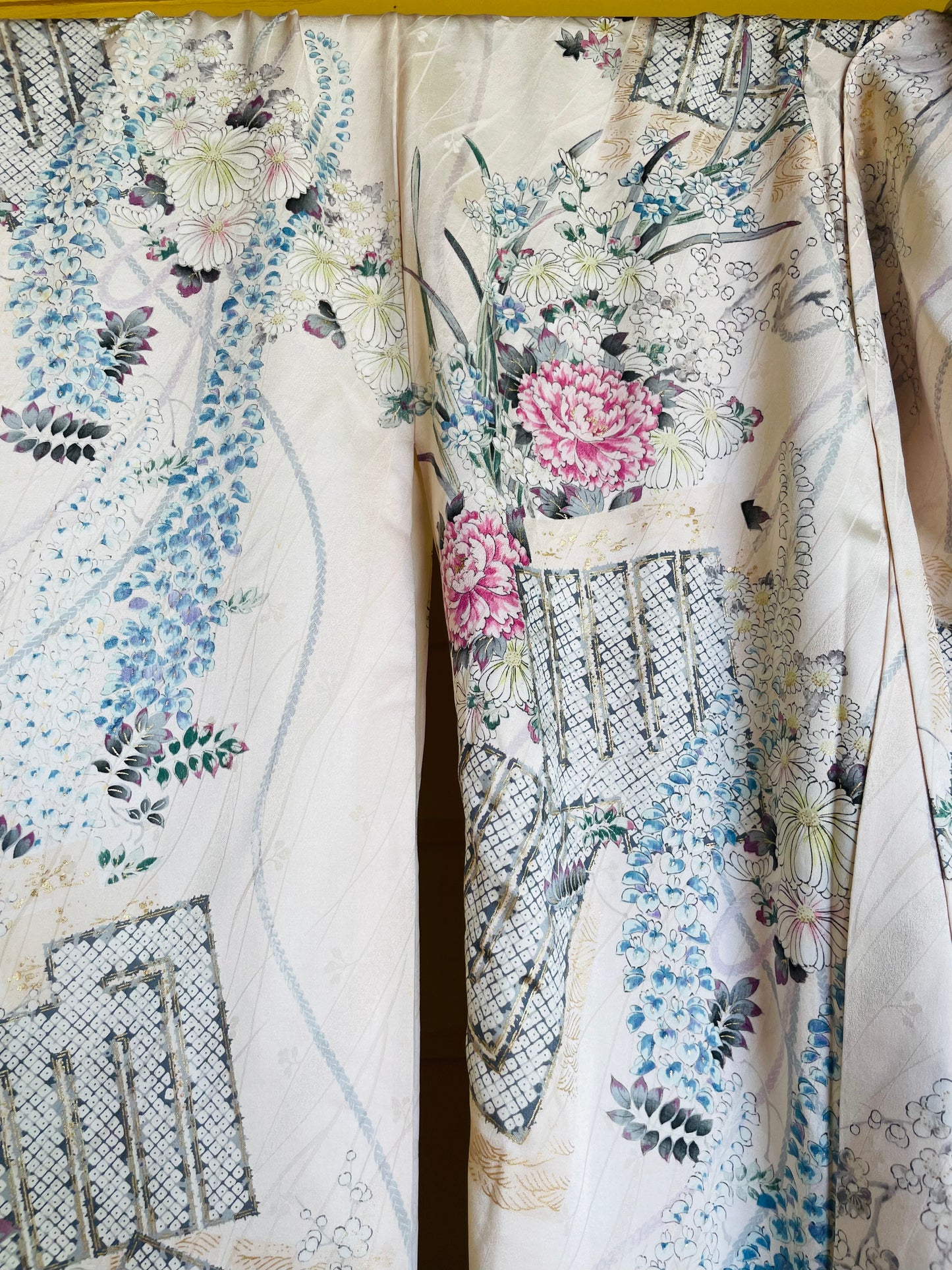 Vintage Ivory Furisode Kimono with Floral