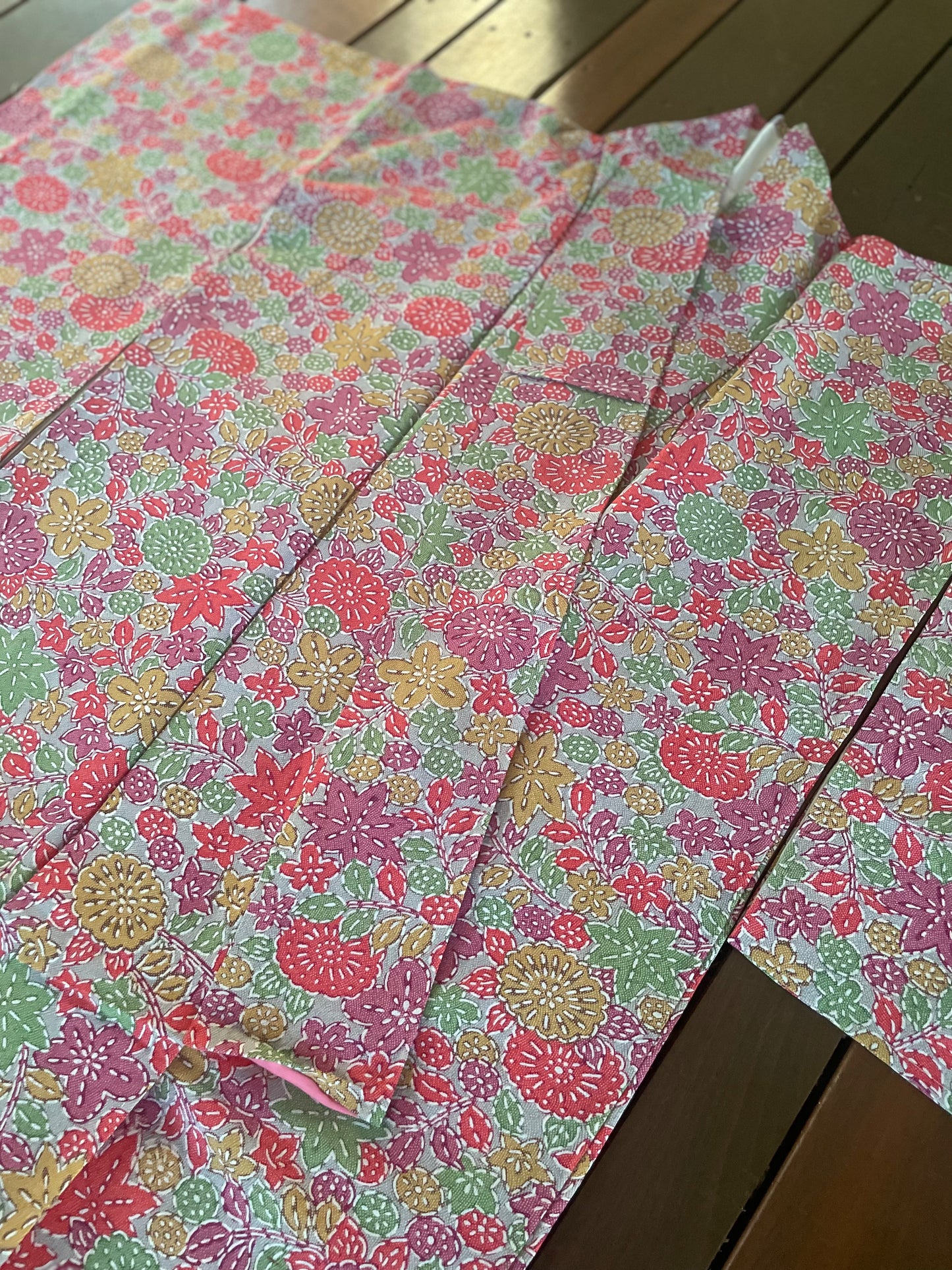 Bright Japanese Floral Scene Komon Kimono