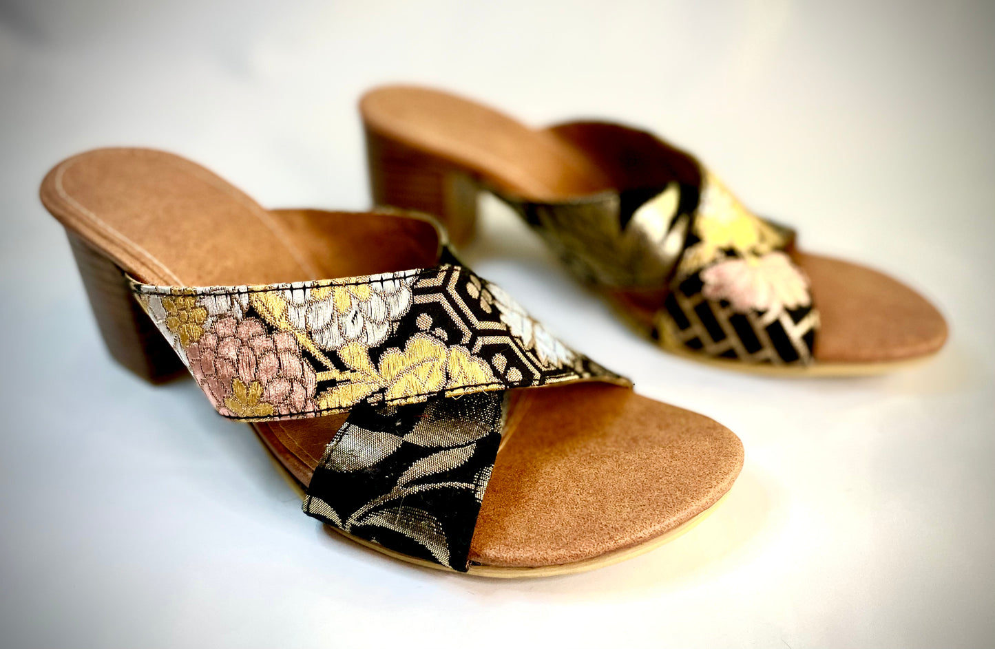 Utsukushii Crossover Mules SIZE 38, 39