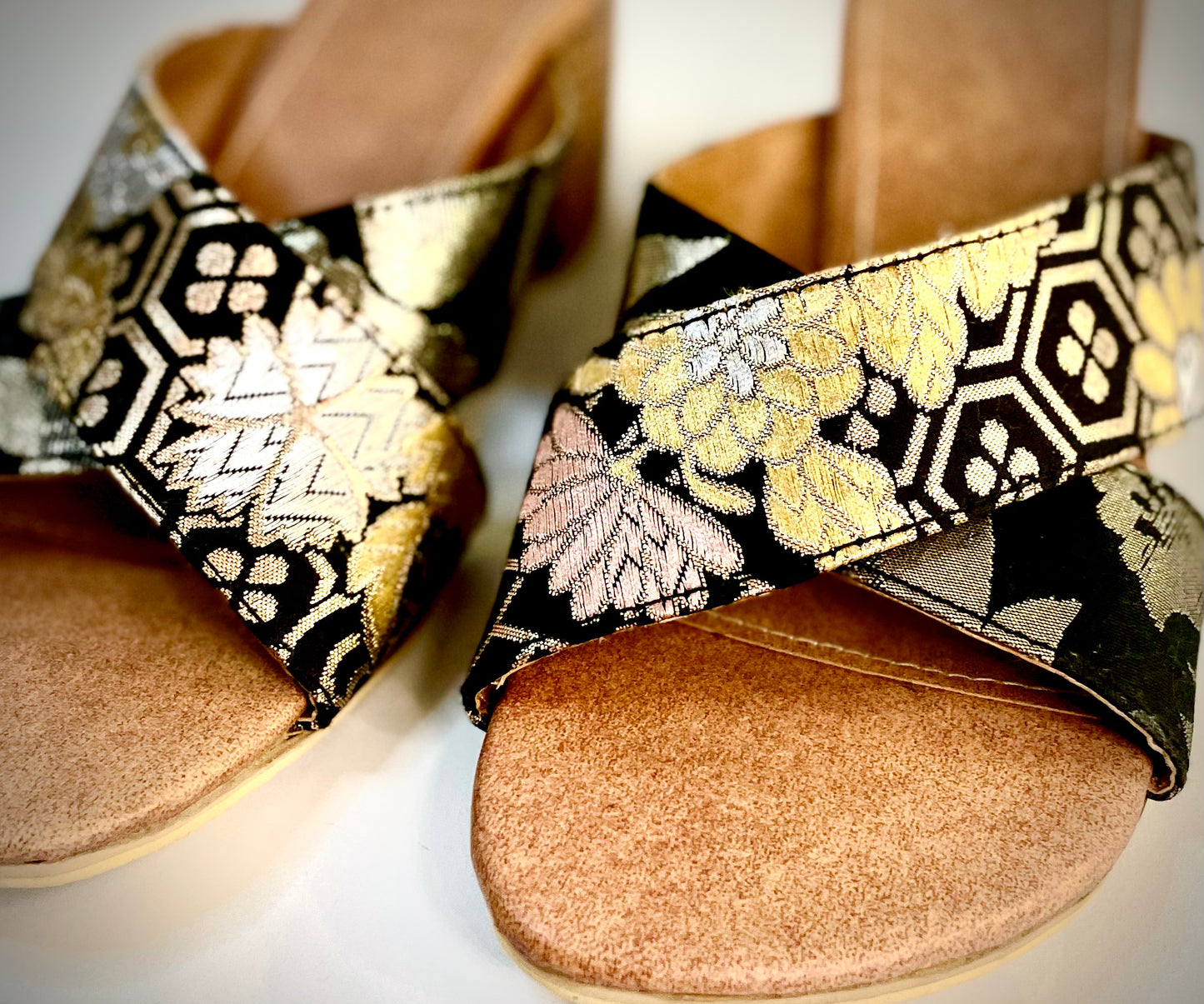 Utsukushii Crossover Mules SIZE 38, 39