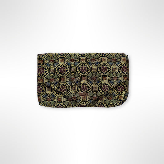 Geometric Floral Clutch
